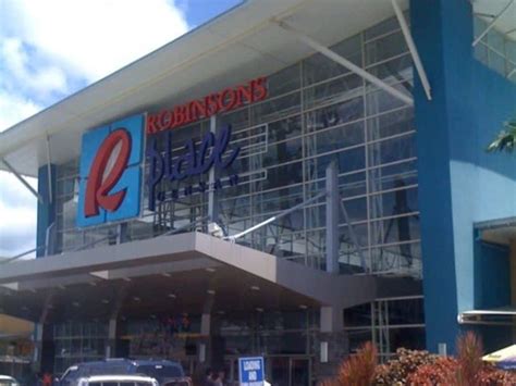 robinsons gensan cinema